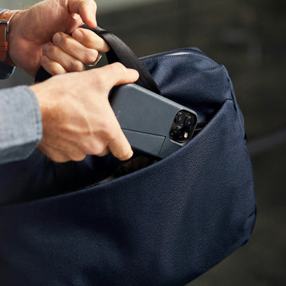 Via Work Bag - US 5564