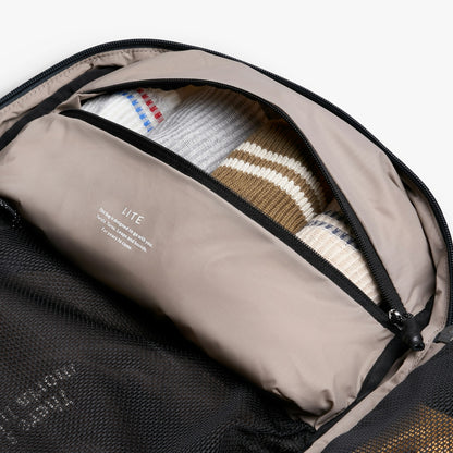 Lite Travel Pack 38L - US 9363