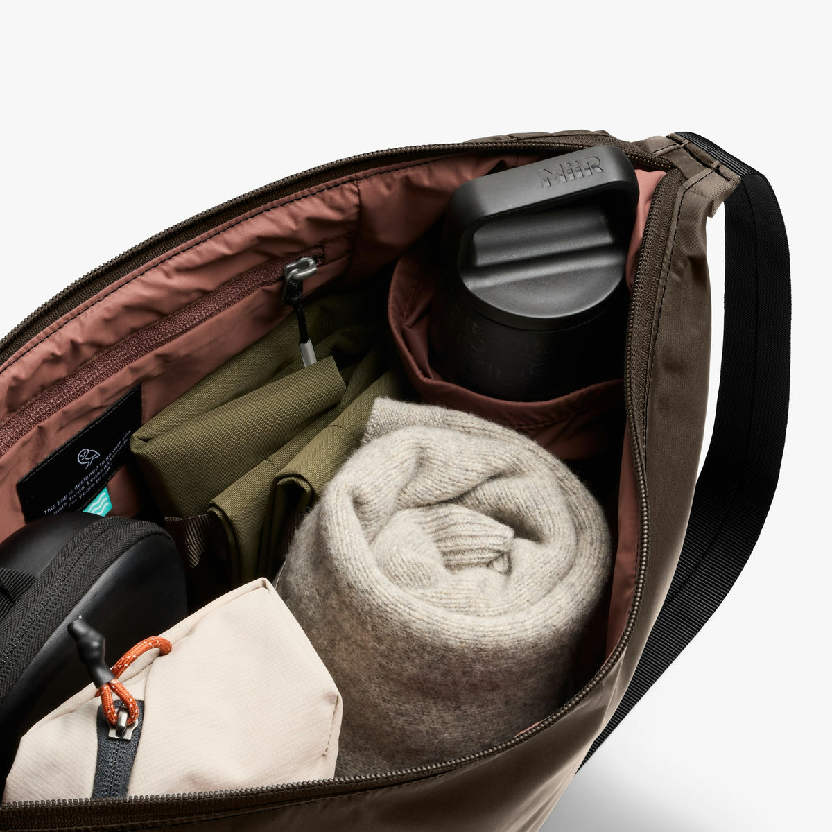 Laneway Crescent Bag 12L - US 7278