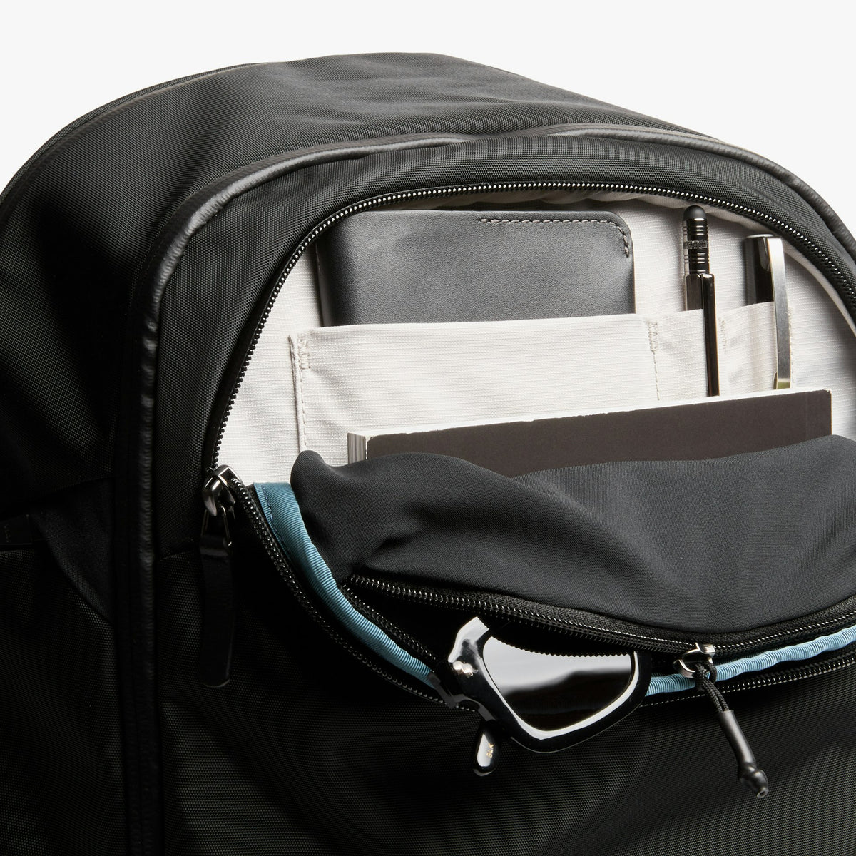 Transit Workpack Pro 22L - US 6269