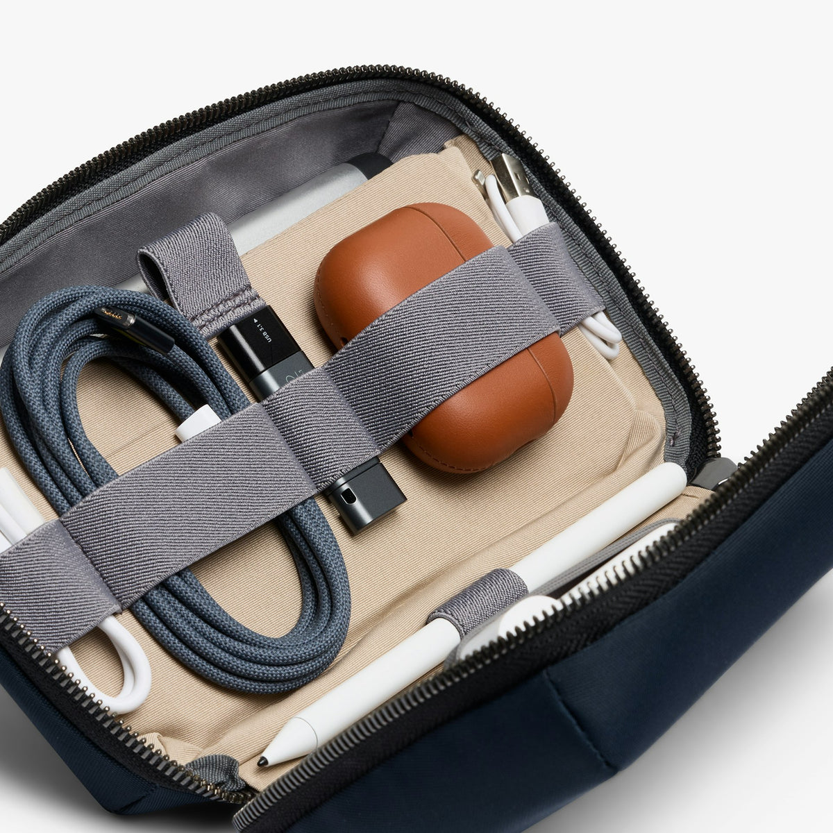 Tech Kit - US 3398