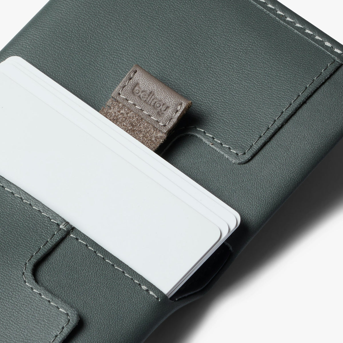Slim Sleeve - US 3582