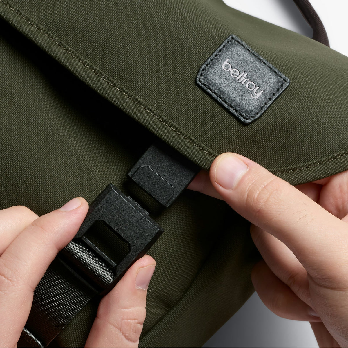 Classic Messenger 6L - US 4309