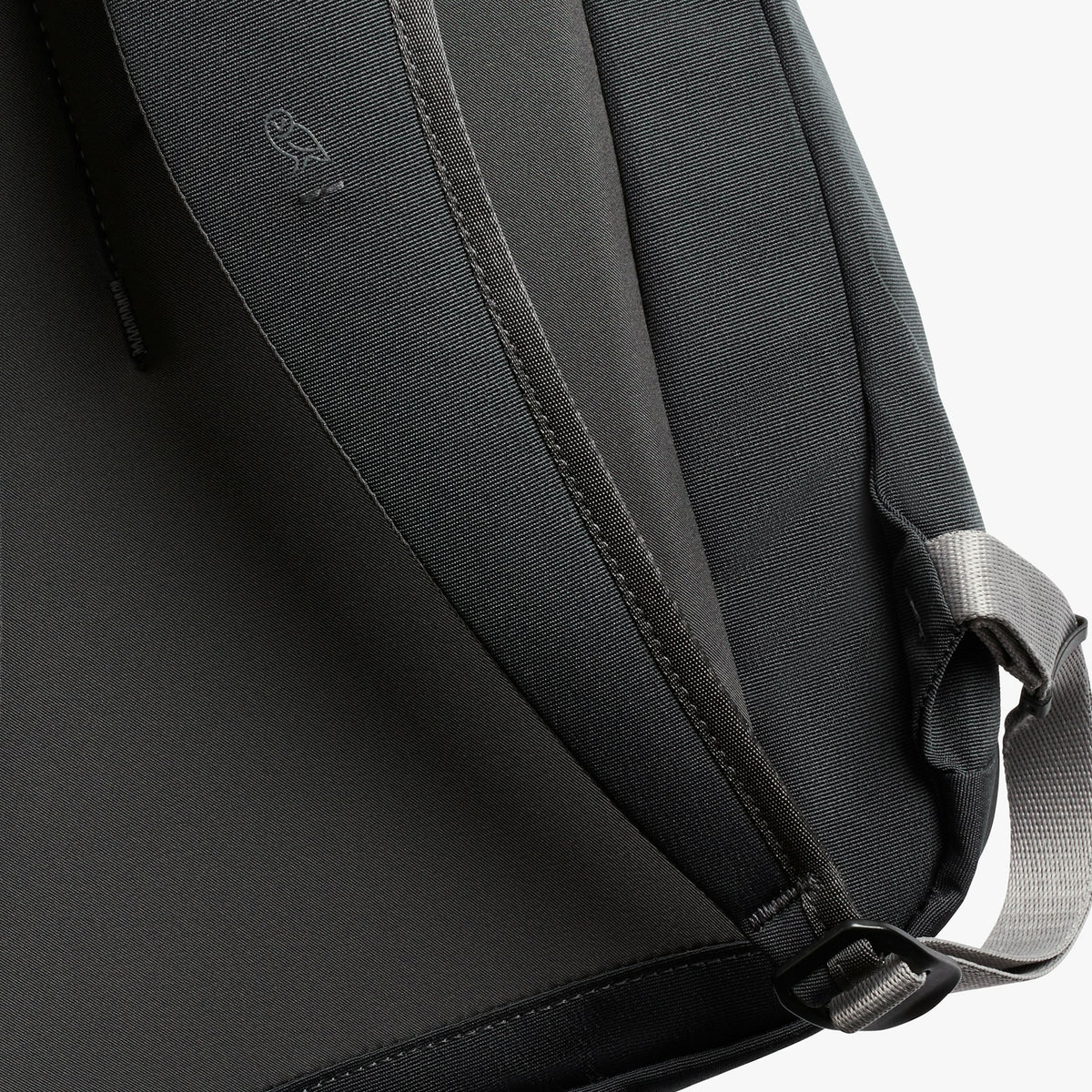 Via Backpack - US 8134