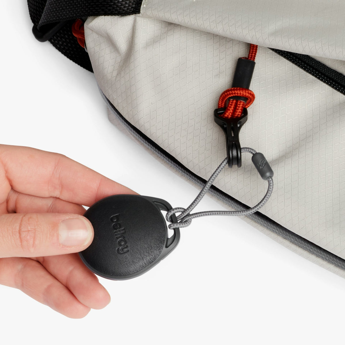 Tag Case - US 3202