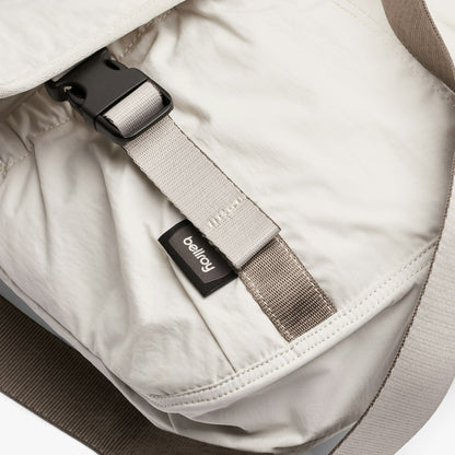 Cinch Messenger - US 5362