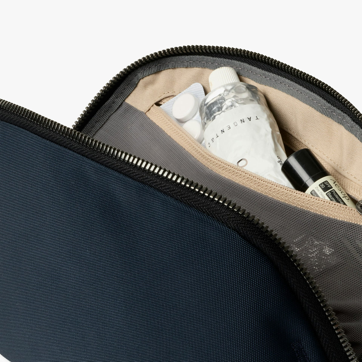Desk Caddy - US 8102