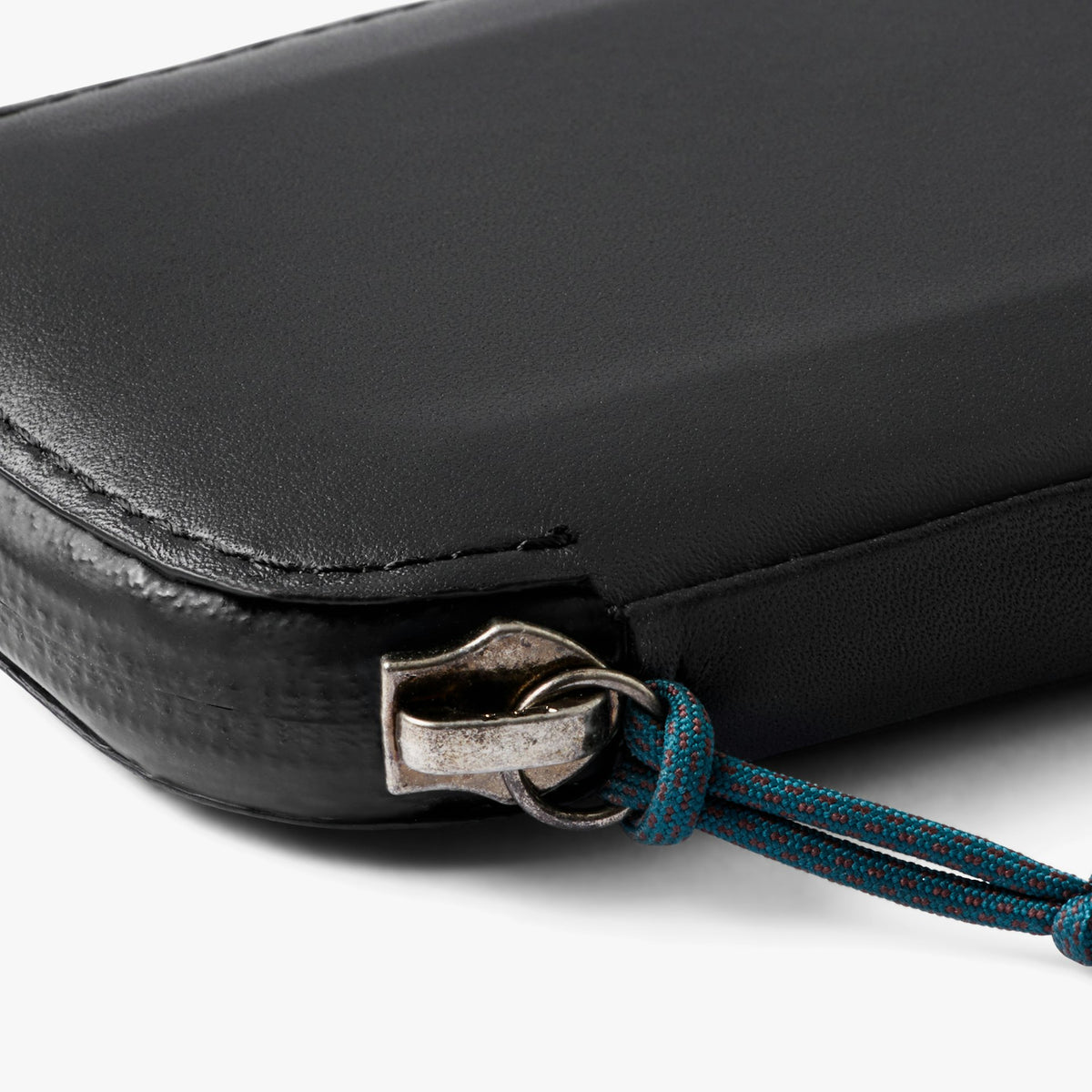 Venture Card Pocket - US 3603