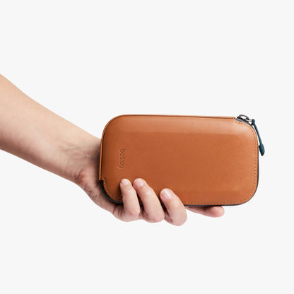 Venture Phone Pocket - US 6859